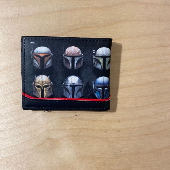 Black Mandalorian Wallet (LW) - Picture 8 of 8